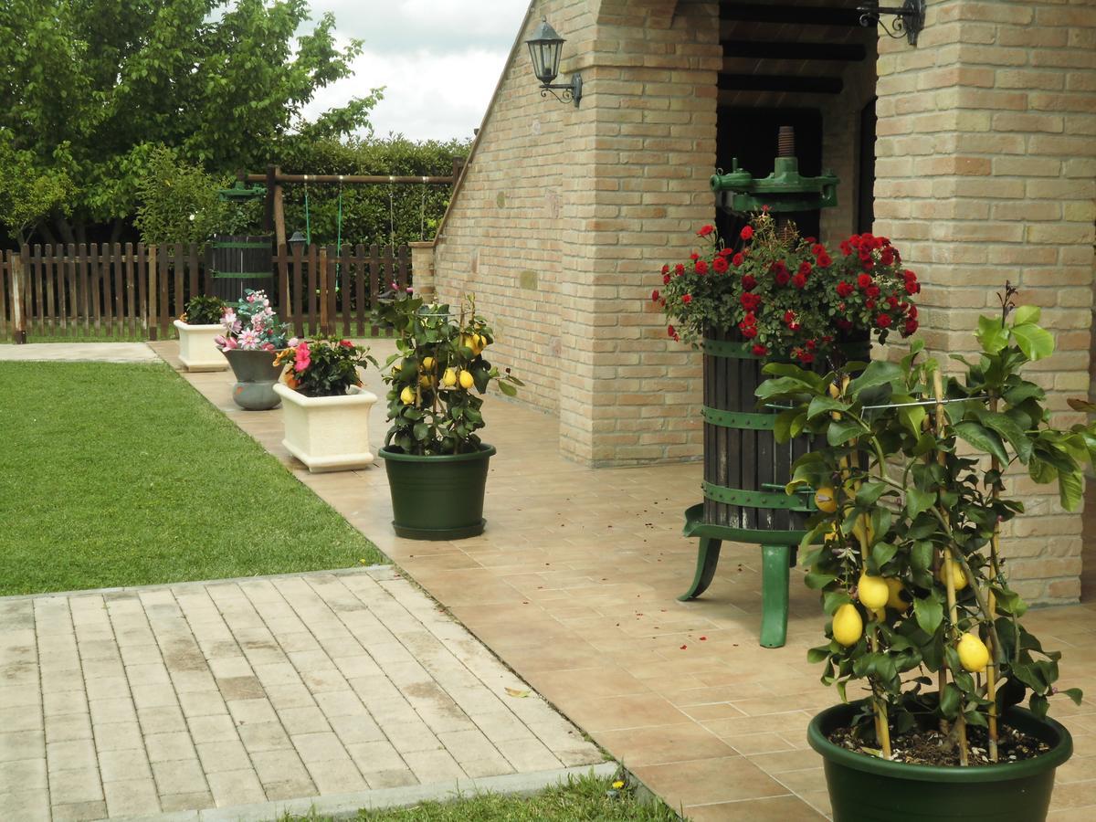 Il Casale Della Fornace Bed and Breakfast Bastia Umbra Eksteriør billede